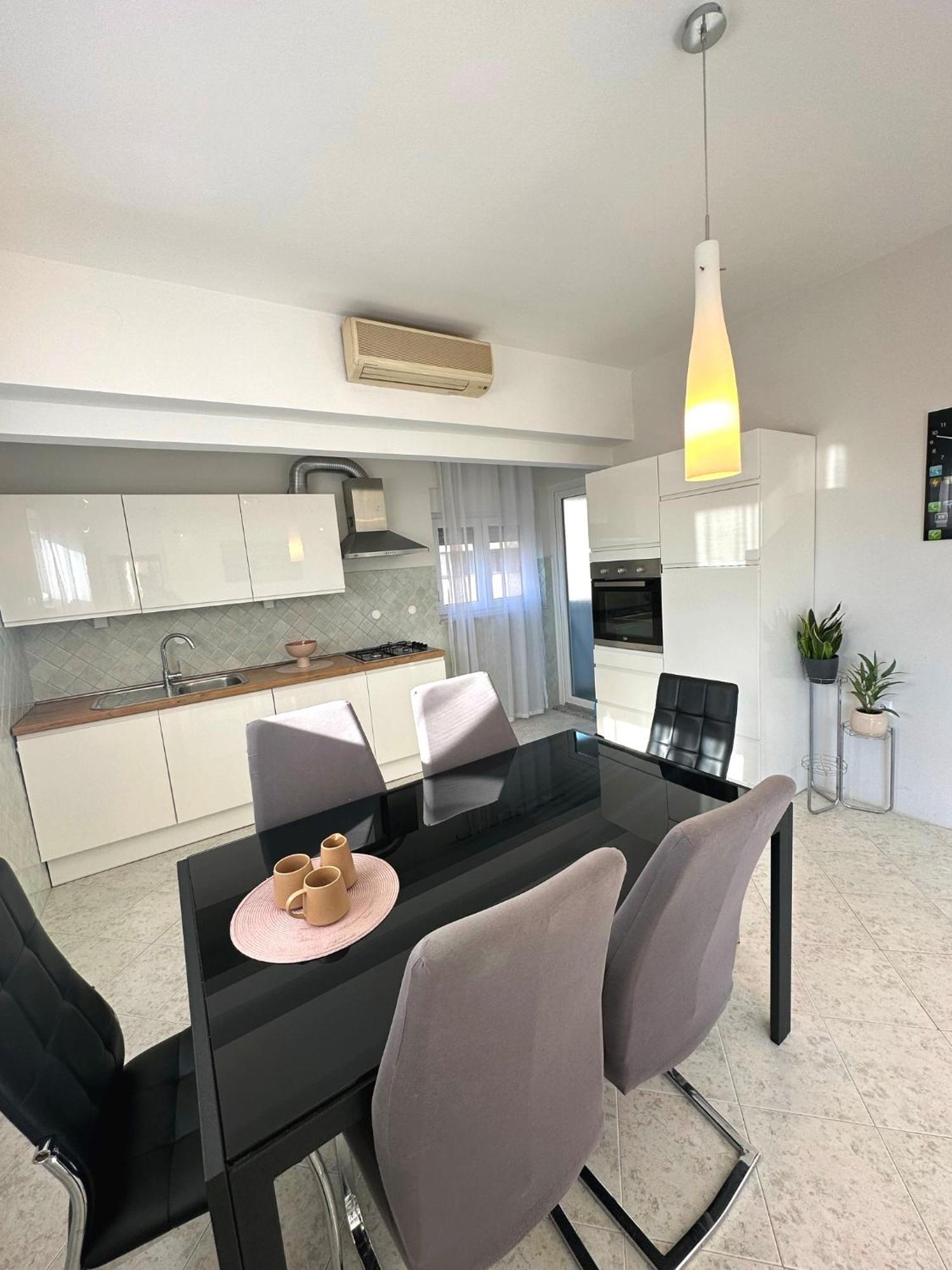 Spacious 3Bdr App In Center "Sunny Bayside" Zadar Exterior photo